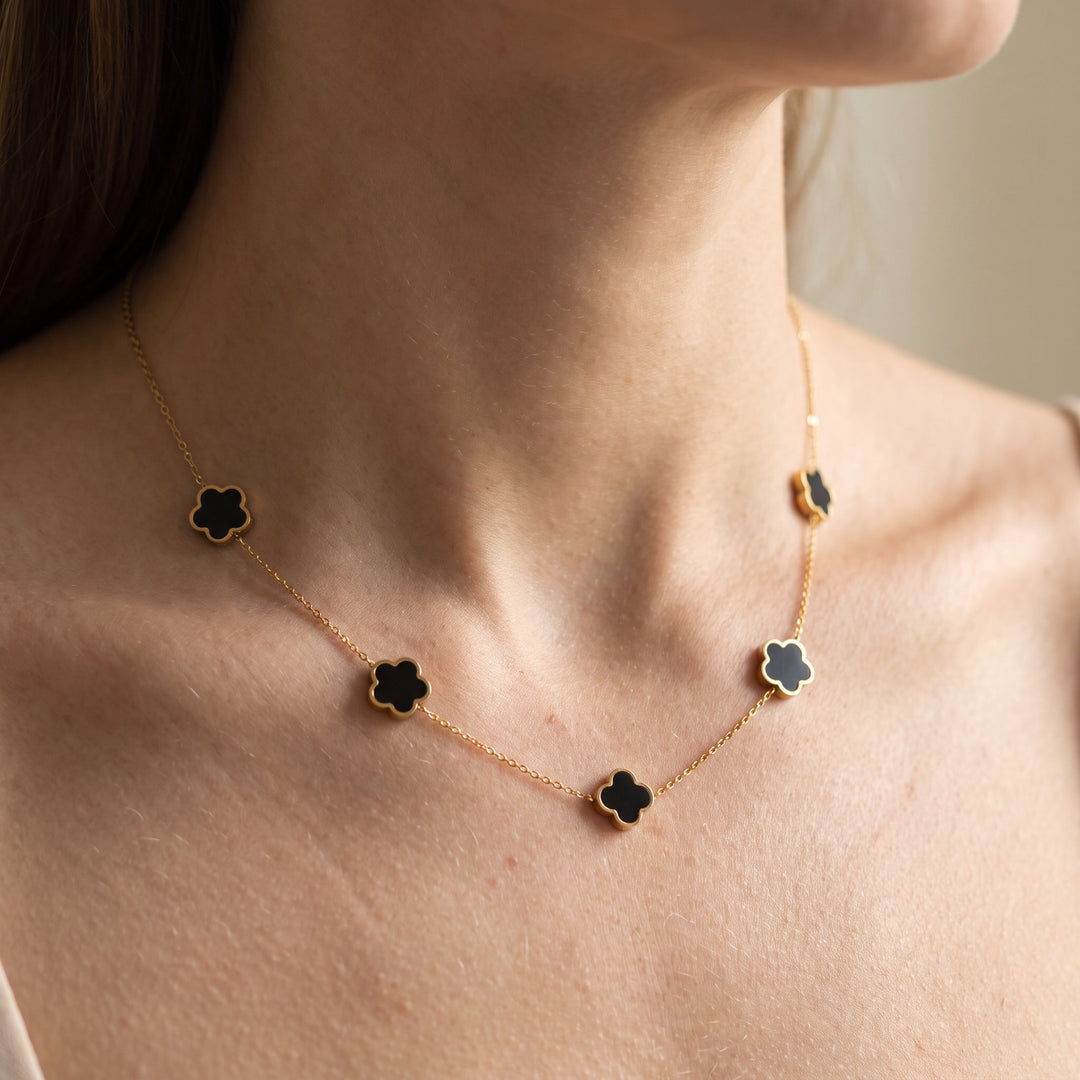Elise Stylish Necklace and Bracelet Set Trèfle - Elena Harper