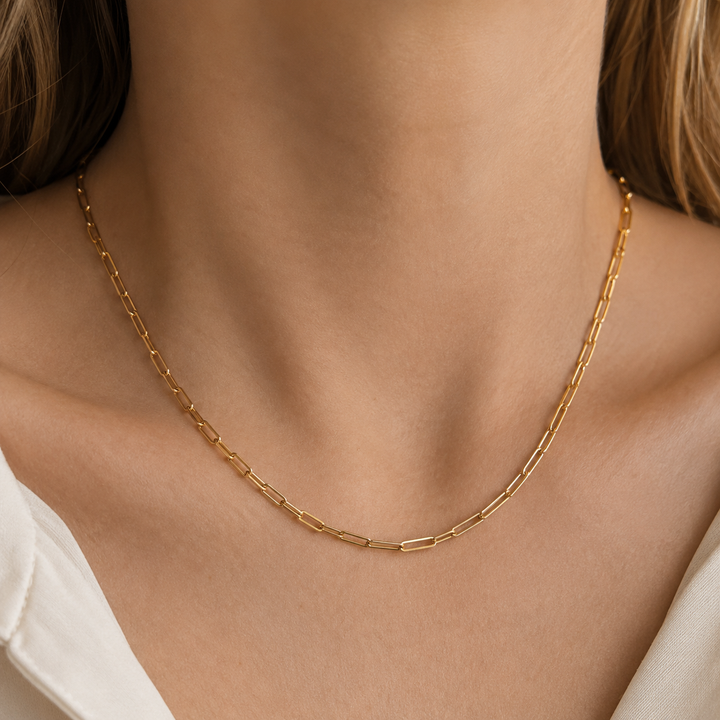 Elisa Necklace with Stylish Elements - Elena Harper