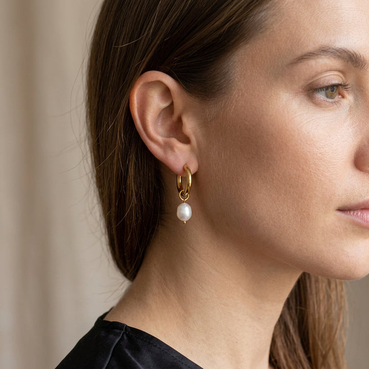Ada Stylish Earrings with Fine Detail - Elena Harper