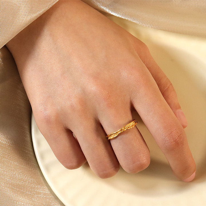 Zianaleigh™  |  Ring 18k Gold