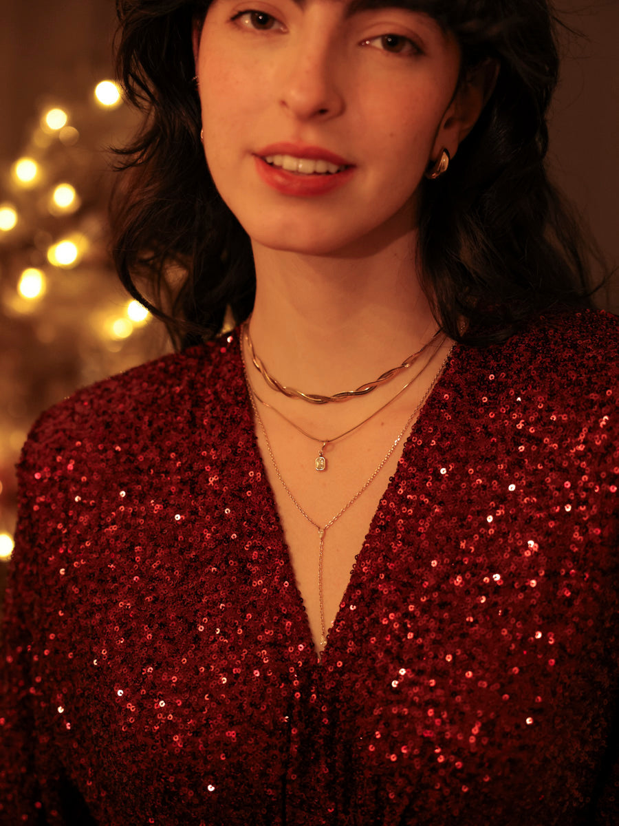 Elegant and Modern Slow Chain, view 2 - Elena Harper