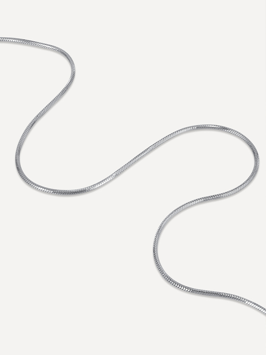 Elegant and Modern Slow Chain - Elena Harper