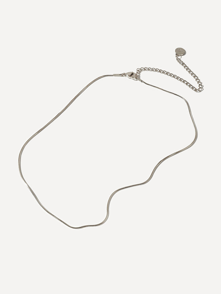 Elegant and Modern Slow Chain - Elena Harper