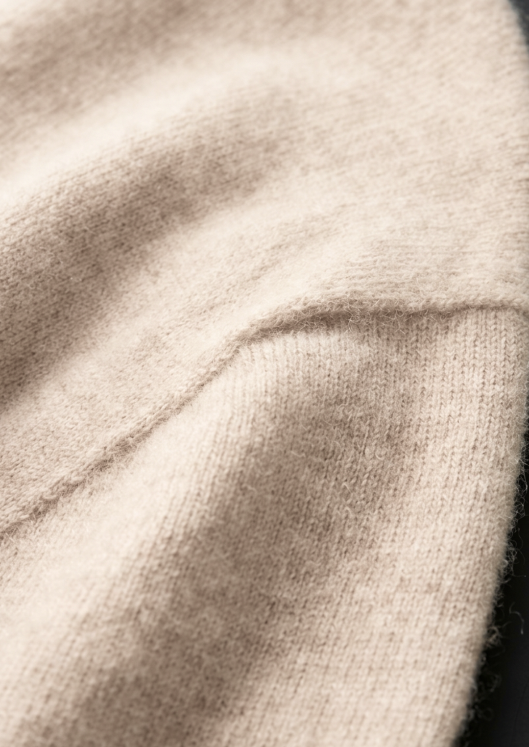 100% CASHMERE CLASSIC CREWNECK T-SHIRT