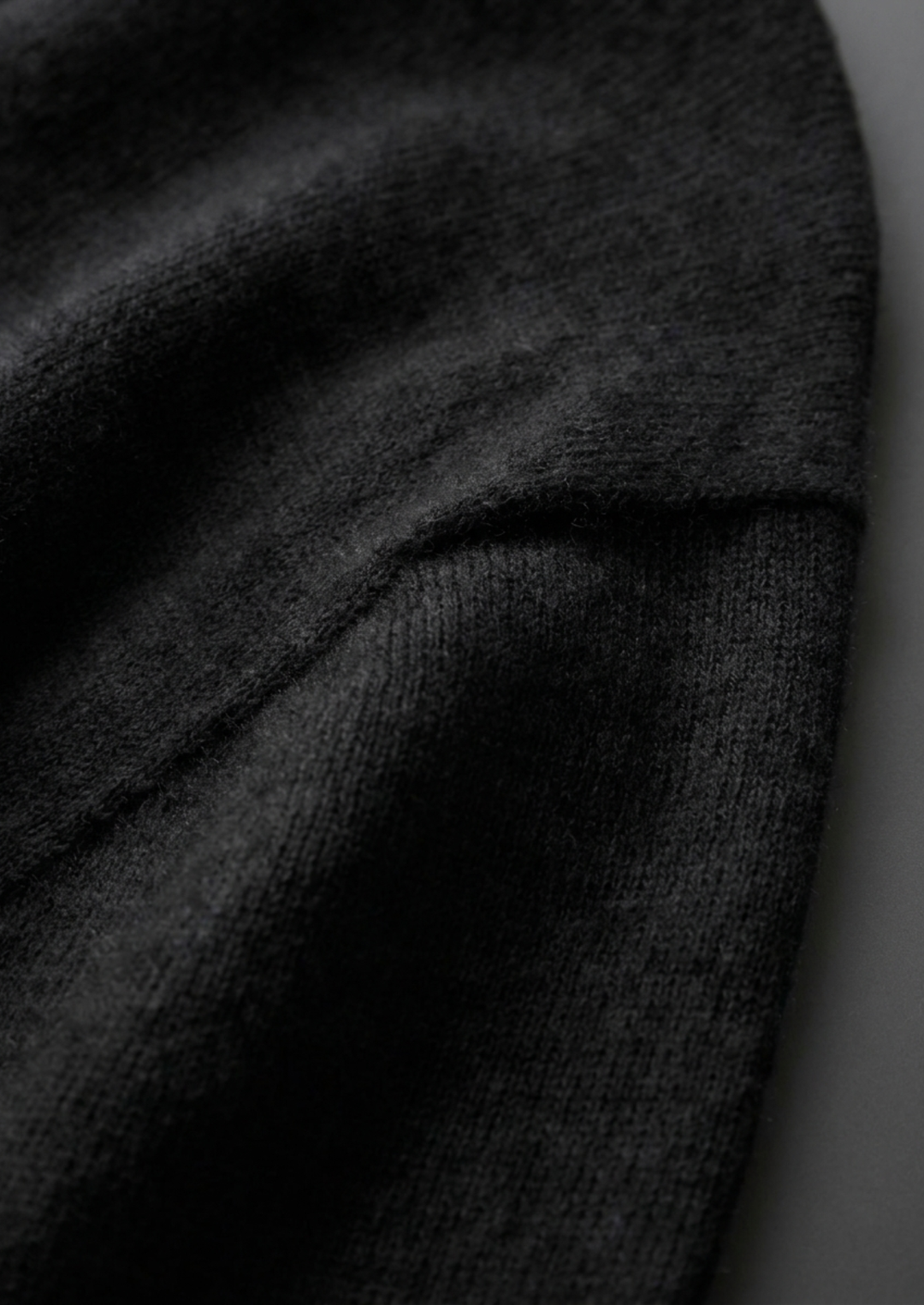 100% CASHMERE CLASSIC CREWNECK T-SHIRT