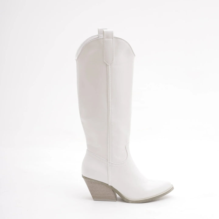 Adele™  |  Wide-heeled Cowboy Boots