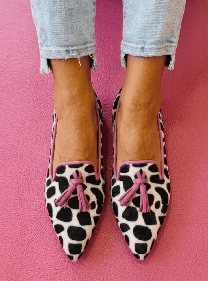 POINTED LOAFER WITH TASSELS
