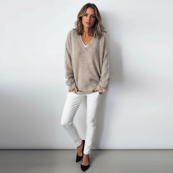 Women's Loose Fit Sweater - Soft and Casual