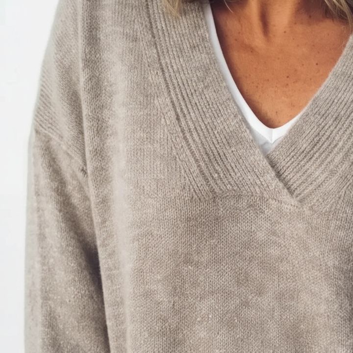 Women's Loose Fit Sweater - Soft and Casual