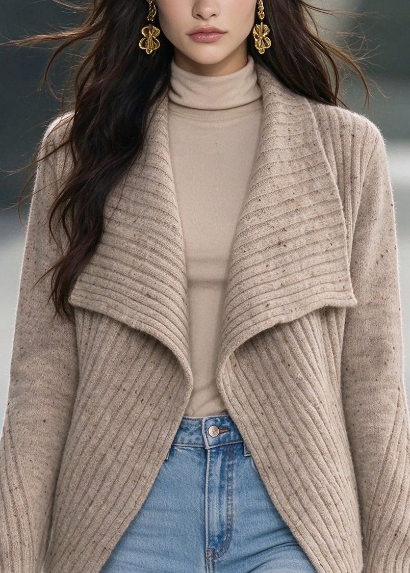 Women's Cardigan with Asymmetrical Hem and Peter Pan Collar