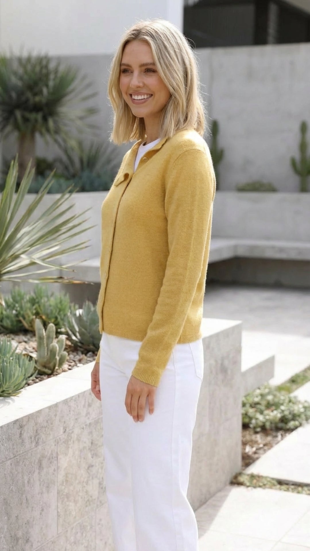 Women’s V-Neck Button-Up Knit Cardigan with Long Sleeves