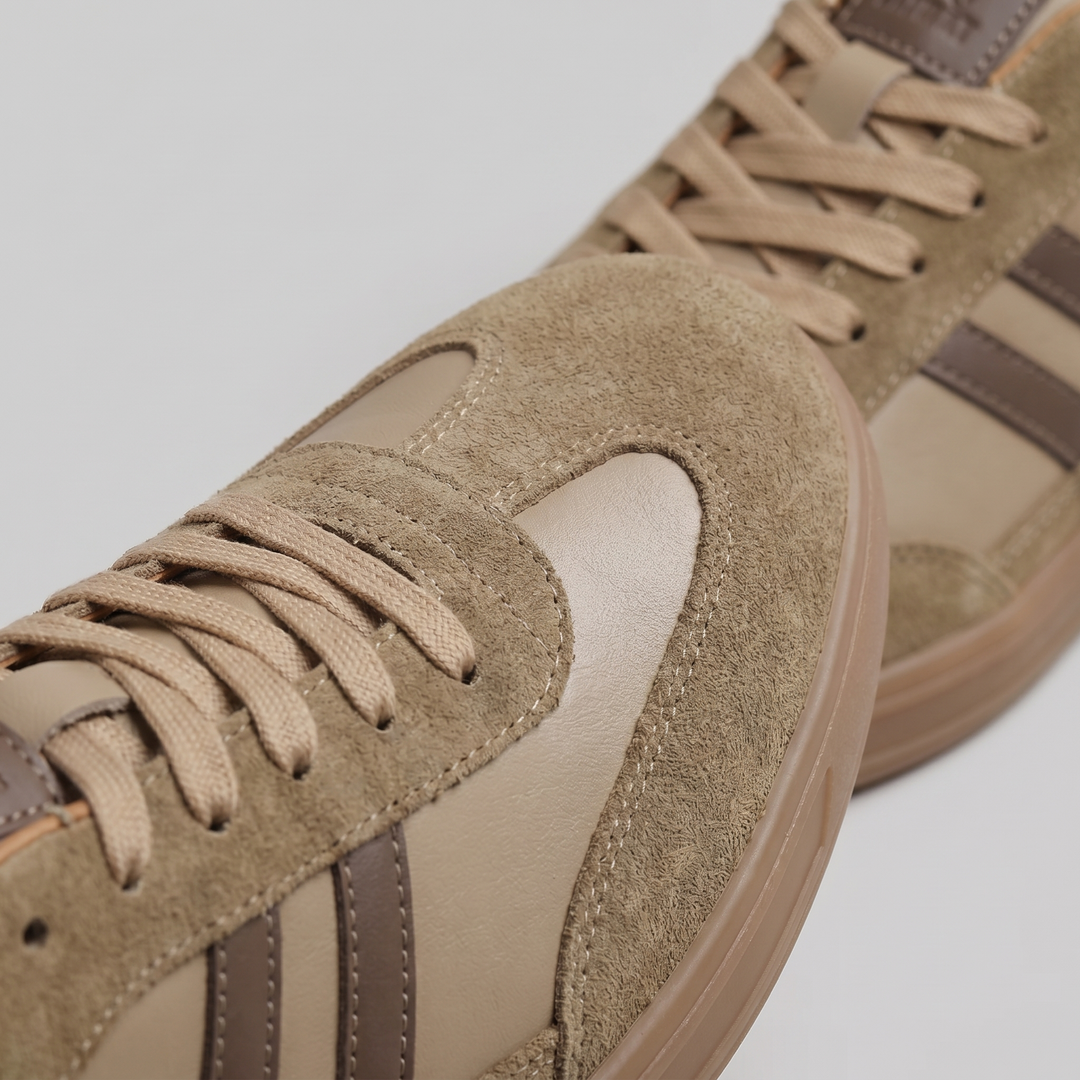 Classic Retro Sneakers for Men Montarello