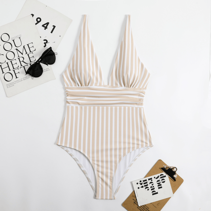 Esmé™ Luxe Horizon swimsuit by Emma & Rose Manhattan, stylish swimwear with a vibrant, horizon-inspired design.