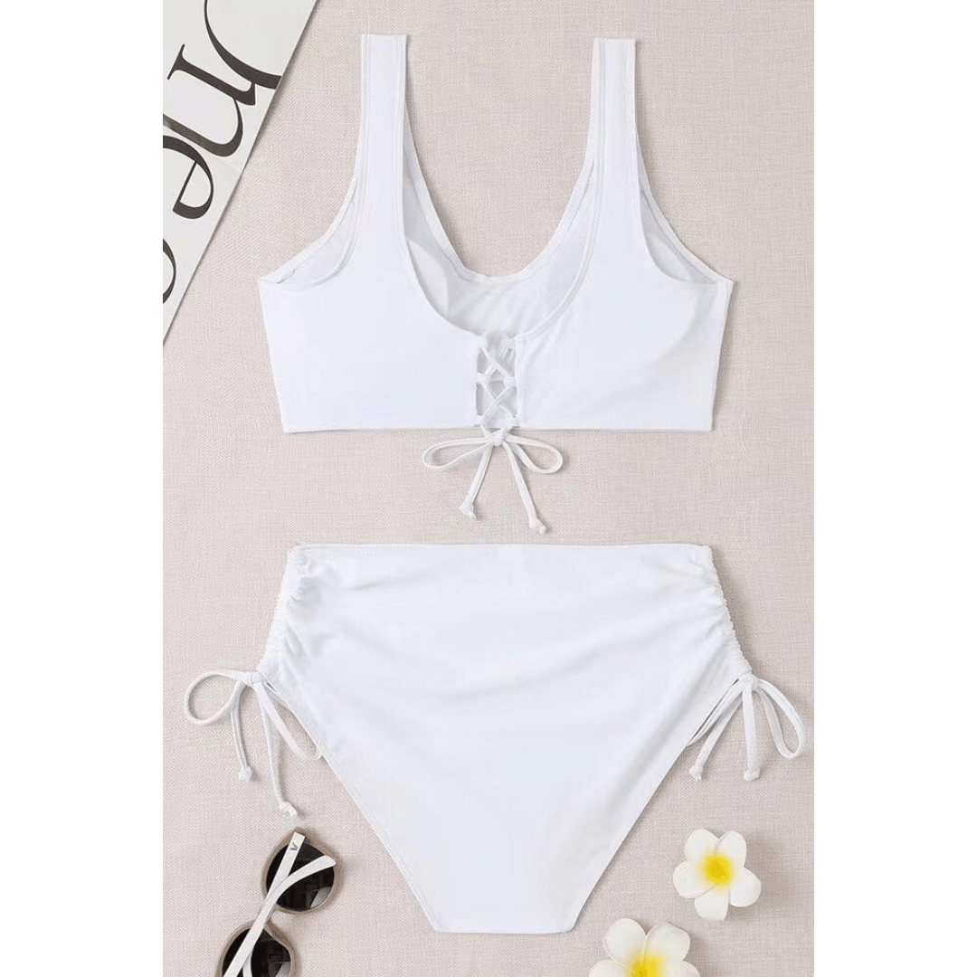 Emma & Rose Manhattan Elmarie SummerChic Bikini Set featuring a stylish two-piece with vibrant patterns and comfortable fit.