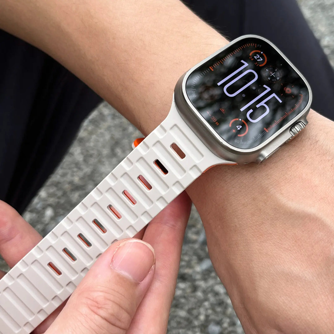 Silicone Watch Band with Magnetic Closure for Apple Watch
