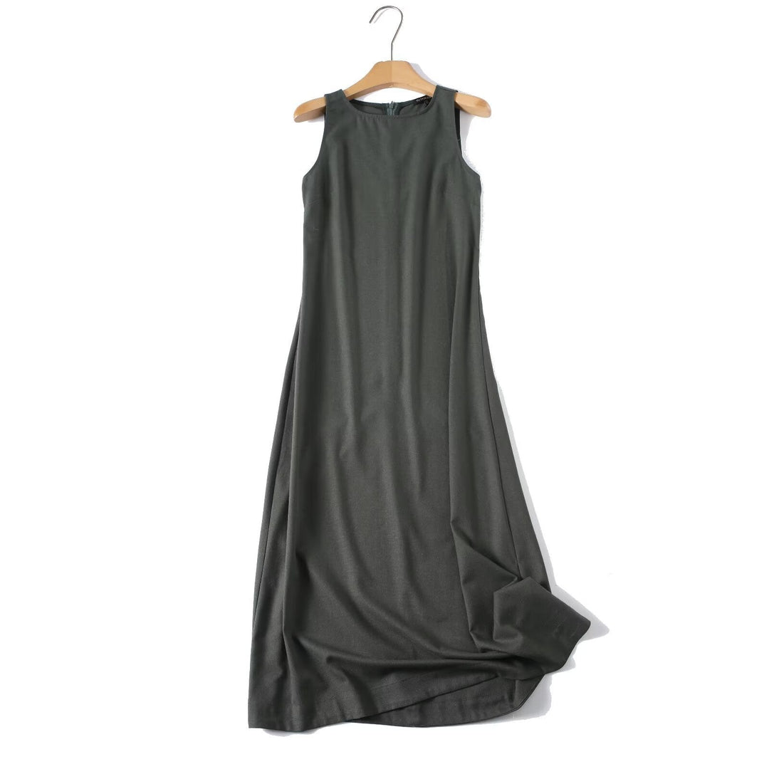 Women's Sleeveless Maxi Dress with Elegant Cut in Flowing Fabric Valéora, view 6 - Elena Harper