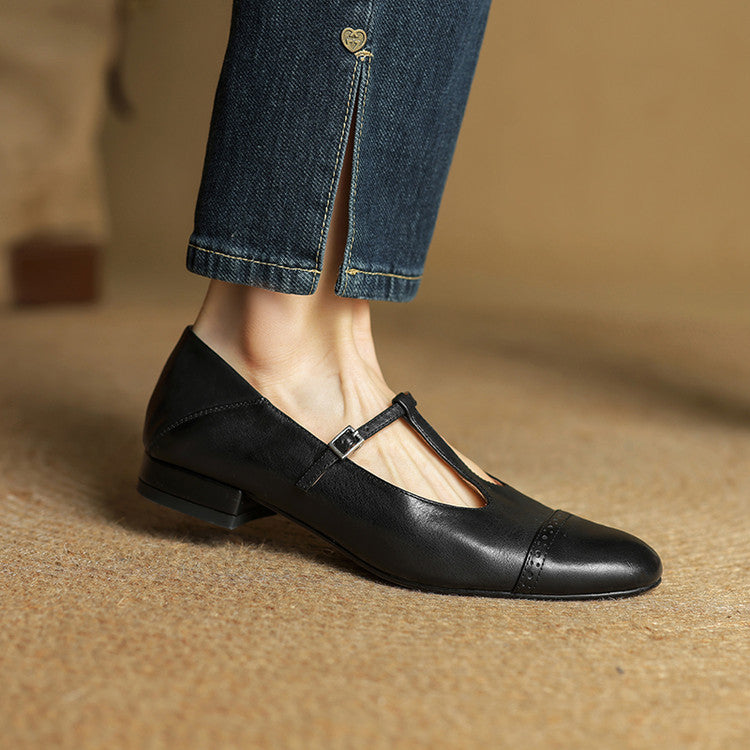 Reiten - Elegant T-Strap Leather Flats