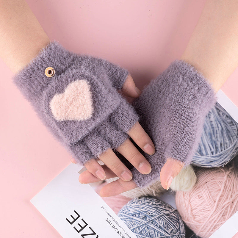 Warm Heart Pattern Gloves