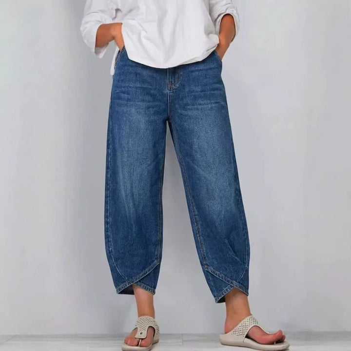 Wide-Leg Women's Jeans with Chic Casual Style