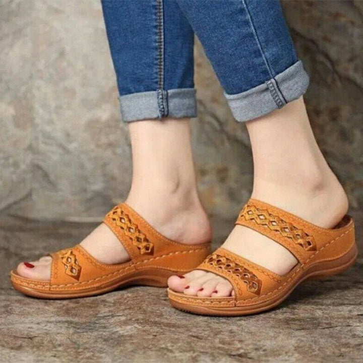 Ladies Comfortable and Stylish Strap Slippers EB