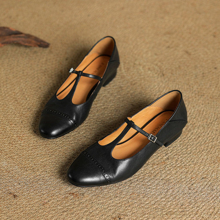 Reiten - Elegant T-Strap Leather Flats
