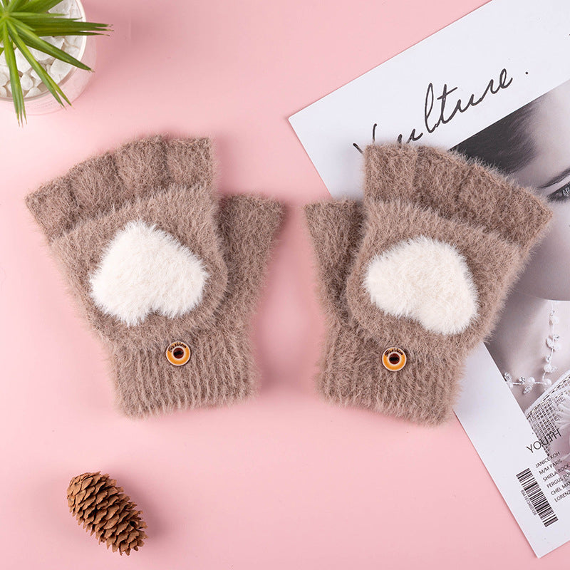 Warm Heart Pattern Gloves