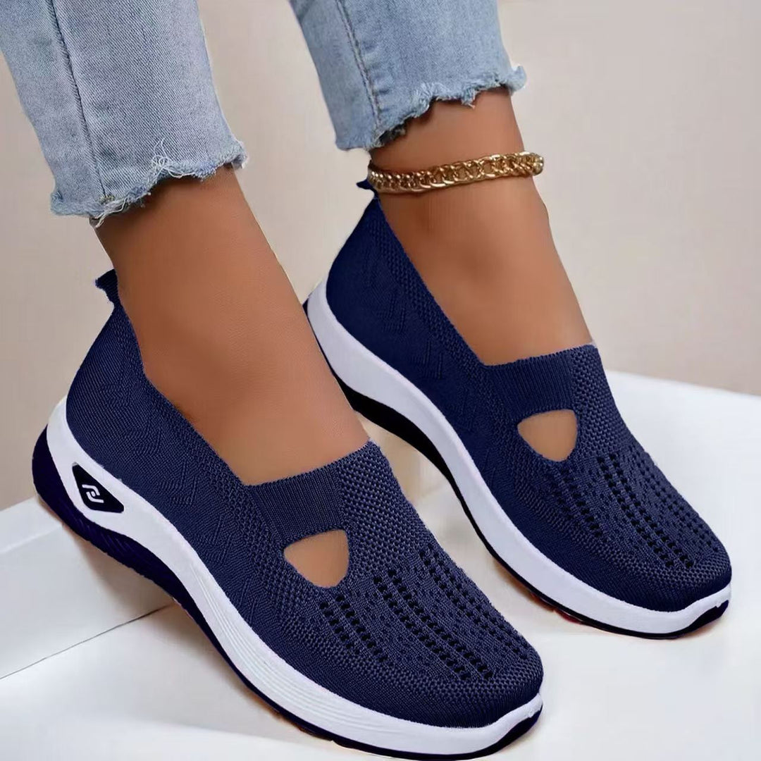 WALKING SHOES FOR WOMEN