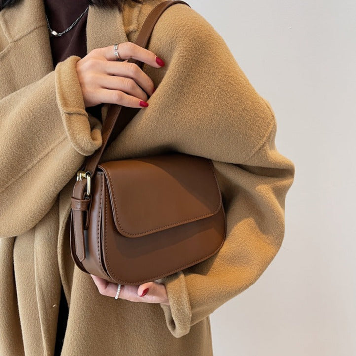 Eldborg | Elegant shoulder bag in muted nude tone