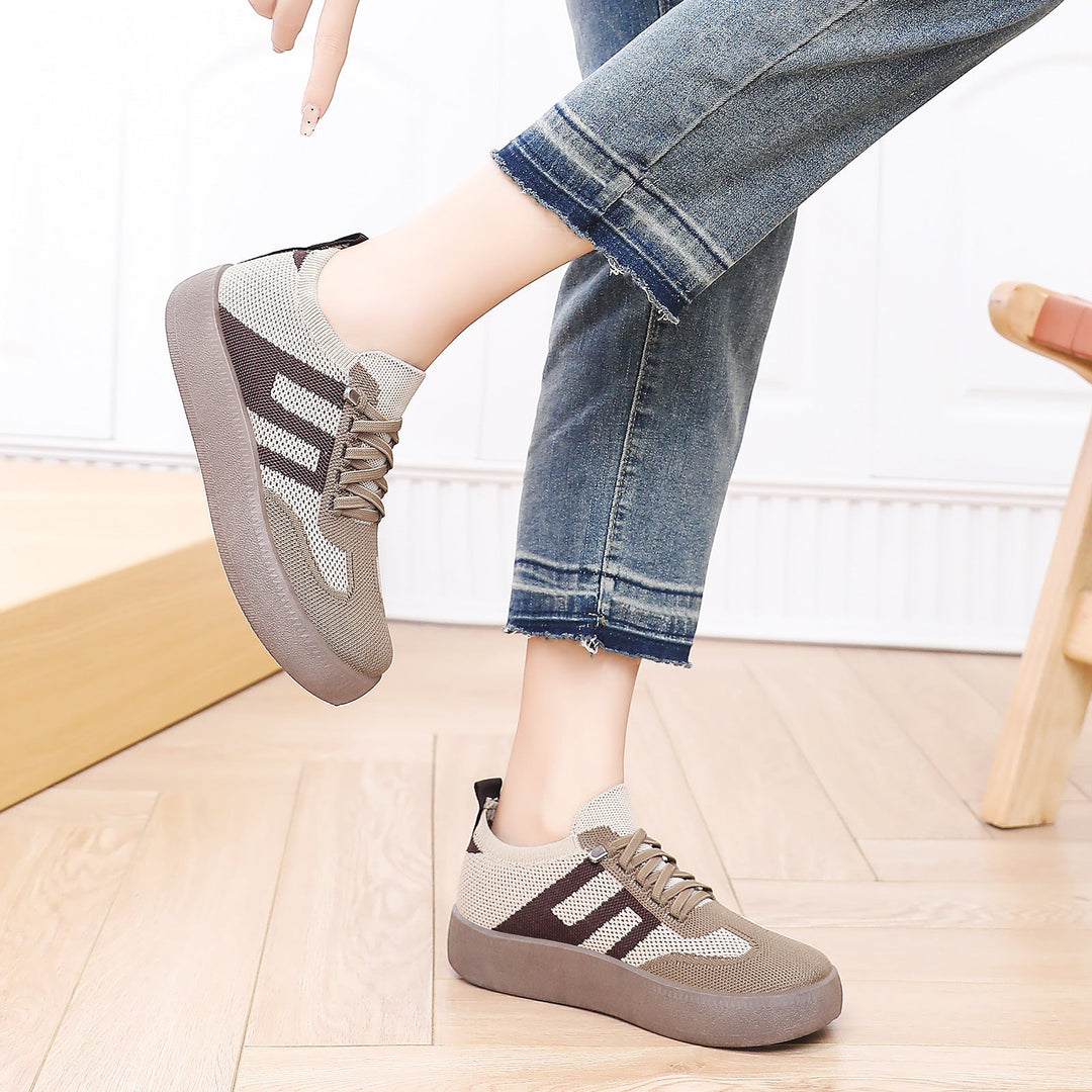Women's Comfortable and Airy Sneakers with Platform Sole EB