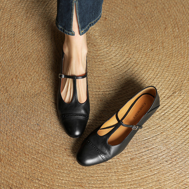 Reiten - Elegant T-Strap Leather Flats