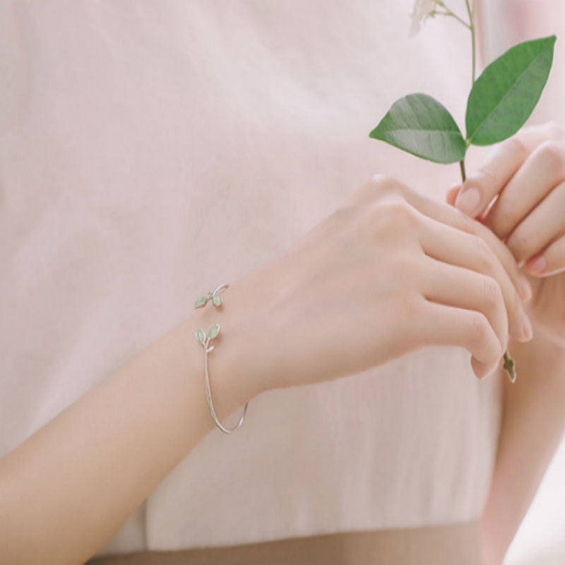 Vintage Leaf Bracelet