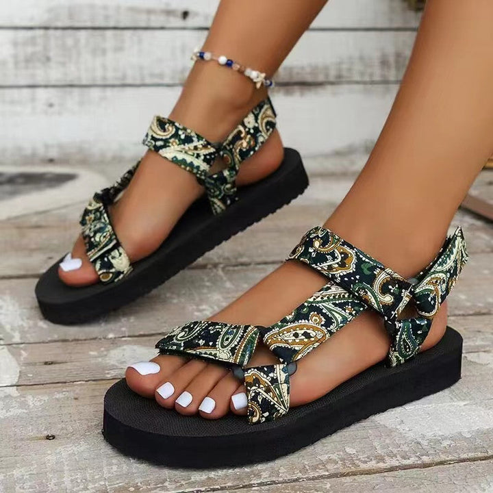 Guadalupe | Lightweight Women's Sandals with Colourful Straps