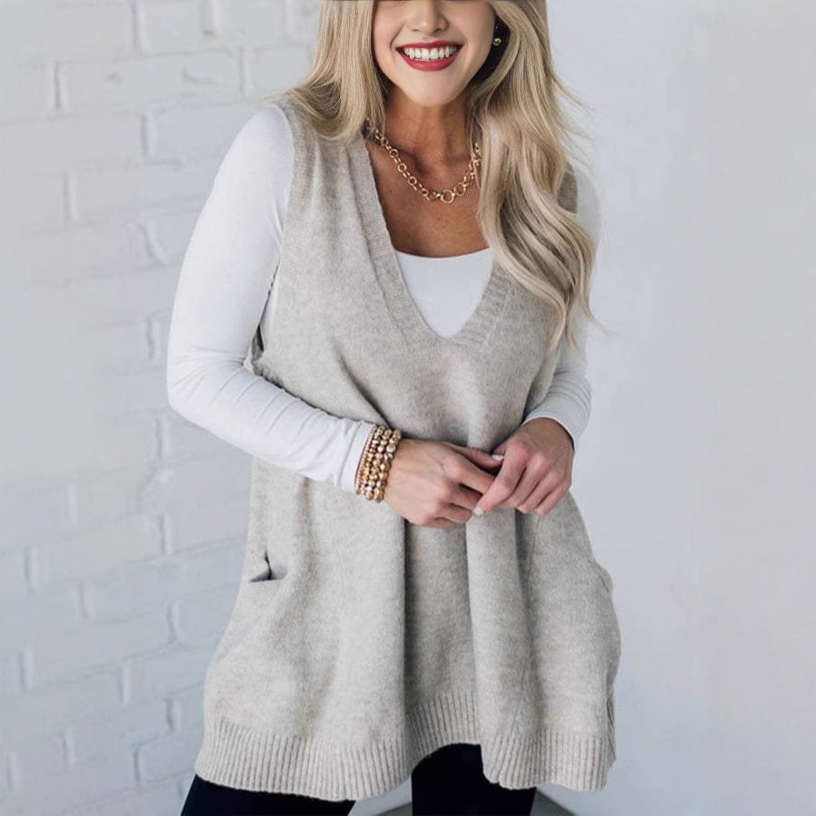 Women's Comfortable Knit Poncho with Side Pockets EB