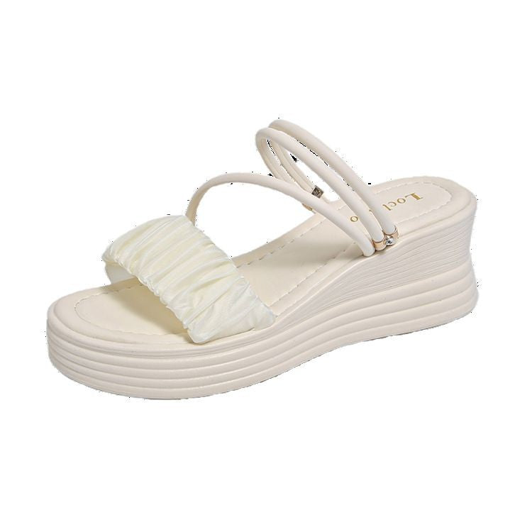 Women's Comfortable Wedge Sandals with Fashionable Ruffle Detail EB