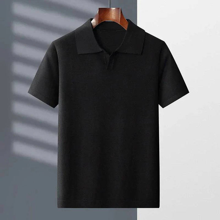 Men's Classic Soft Polo Shirt by Emma & Rose Manhattan, in a summer-friendly design with a soft fabric and a classic fit.