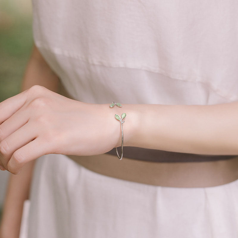 Vintage Leaf Bracelet