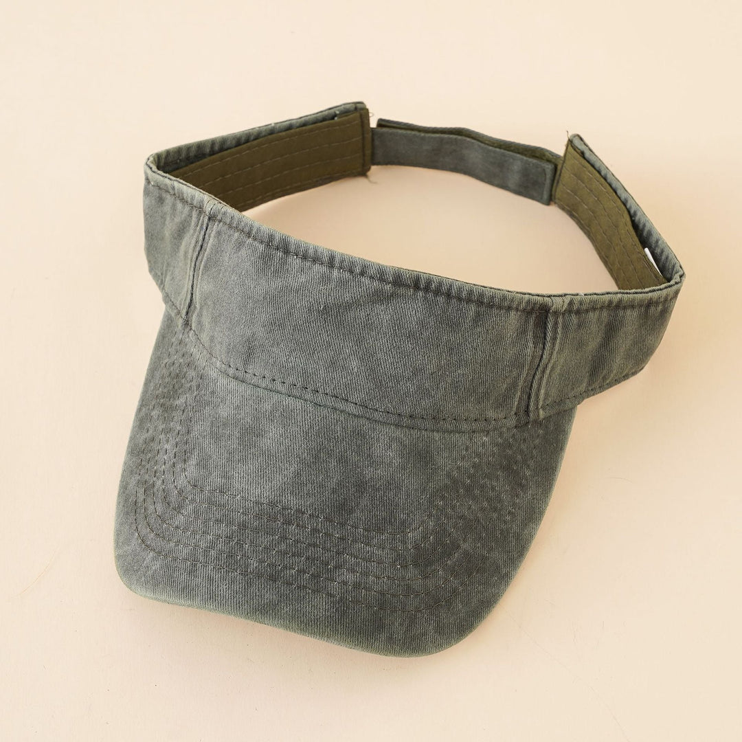 Women's Sporty Cap with Flexible Chin Strap