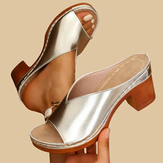 Solmira | Women's Sandals with Wide Heel and Open Design