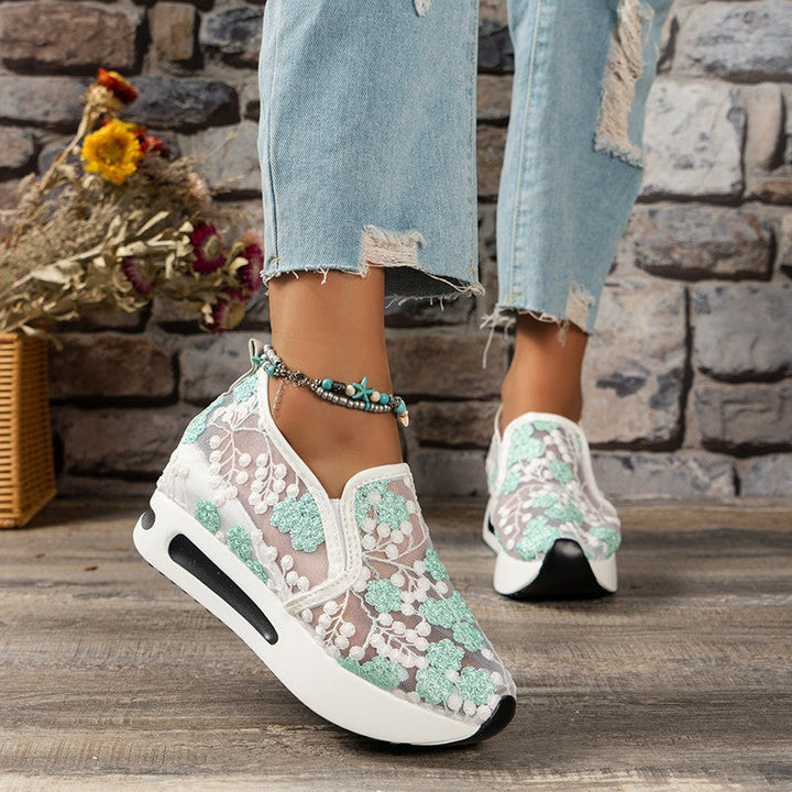 Women's Comfortable Slip-On Sneakers with Sparkling Design and Breathable Surface Structure EB