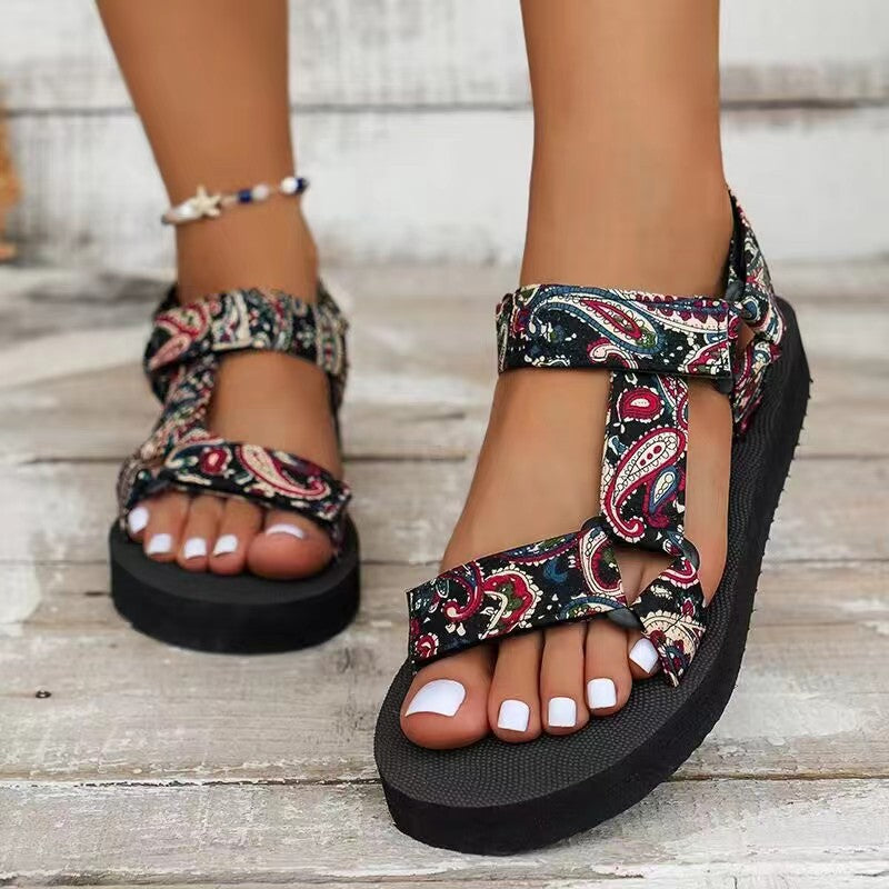 Guadalupe | Lightweight Women's Sandals with Colourful Straps