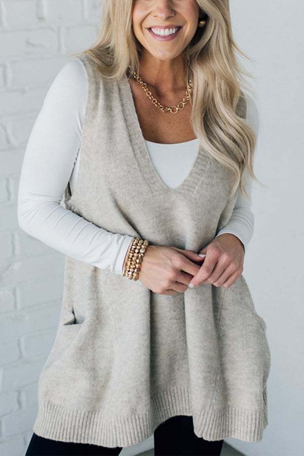 Women's Comfortable Knit Poncho with Side Pockets EB