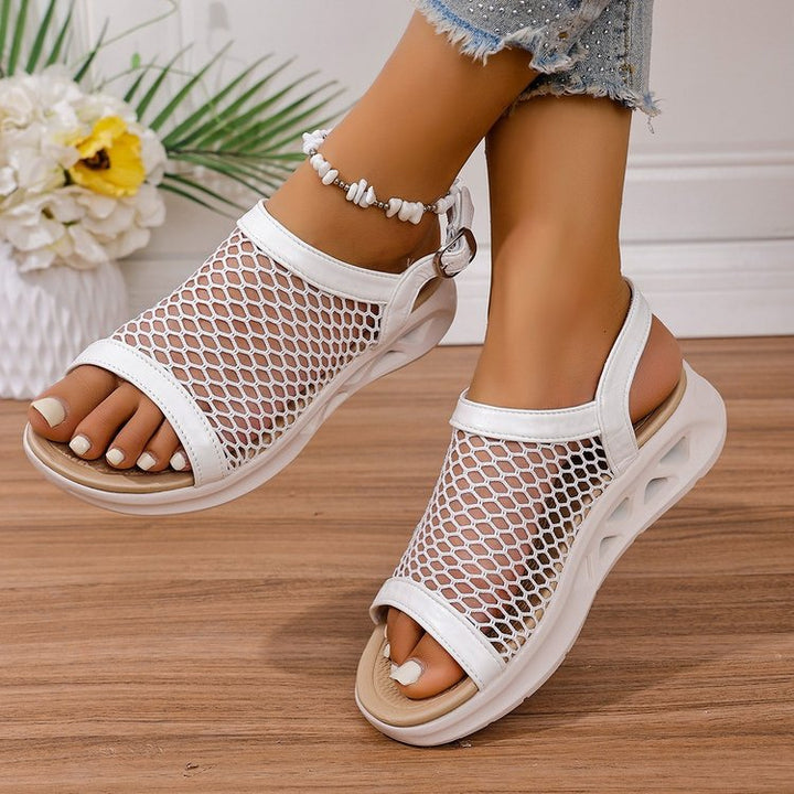 Women's Breathable Mesh Sandals with Adjustable Strap Design and Comfortable Footbed EB
