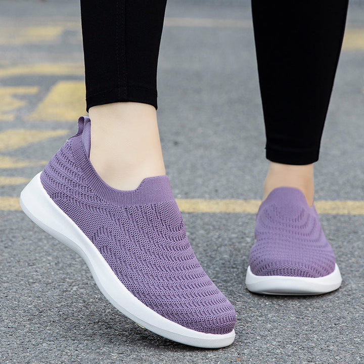 Women's Comfortable Slip-On Sneakers Made of Breathable Knit Material EB