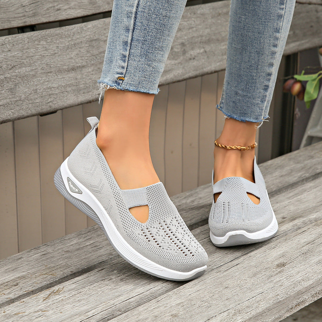 Women’s Comfortable Slip-On Sneakers with Breathable Mesh Structure EB