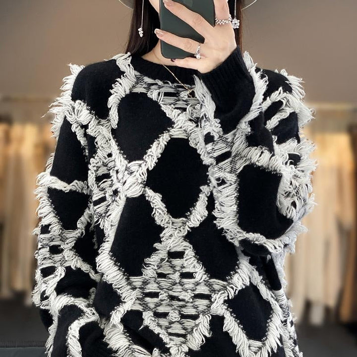 Women's Oversized Sweater with Round Neck and Fringes