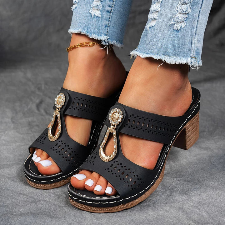 Abby - Orthopaedic Sandals