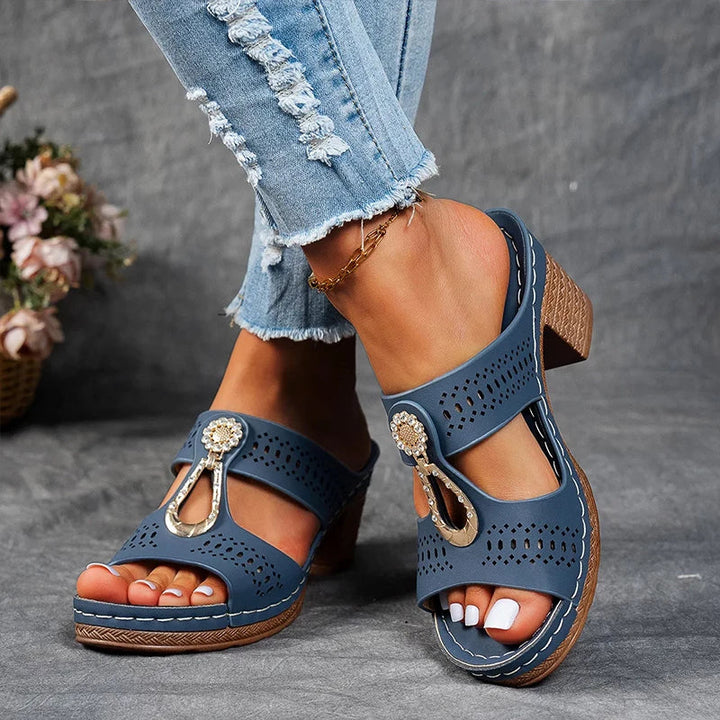 Abby - Orthopaedic Sandals