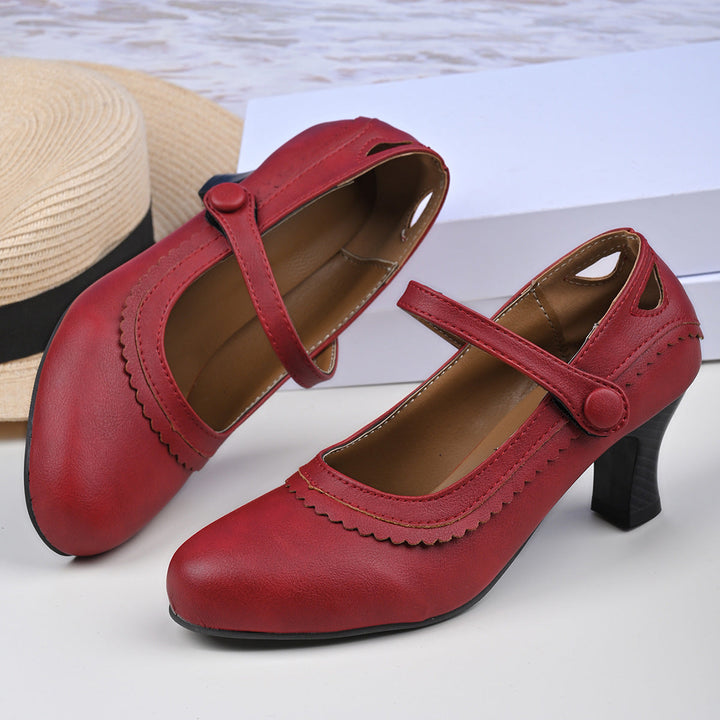 Women's Heeled Shoes with Adjustable Strap and Elegant Buckle EB