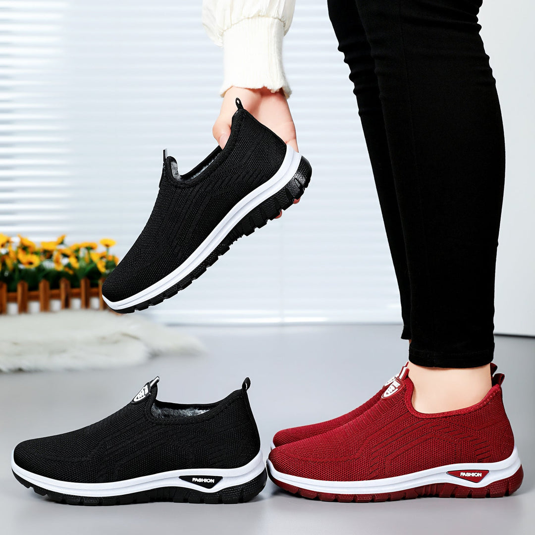 Women's Comfortable Slip-On Casual Shoes with Breathable Knit Design EB