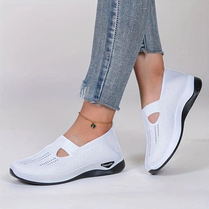 Women’s Comfortable Slip-On Sneakers with Breathable Mesh Structure EB